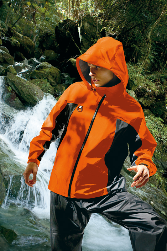 世界最高水準の防水・透湿・低結露素材の全天候型ジャケットAZ56301